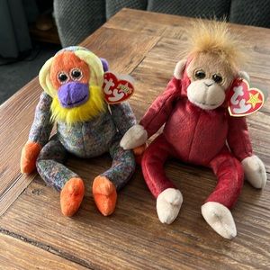 Retired TY beanie babies Bananas and Sweetheart.  These two are adorable!